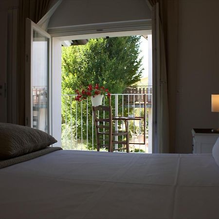 Casa Speri Bed & Breakfast Peschiera del Garda Exterior foto